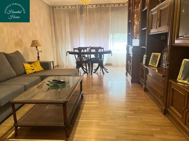 Flat with balcony for sale in OCTAVIO CUARTERO