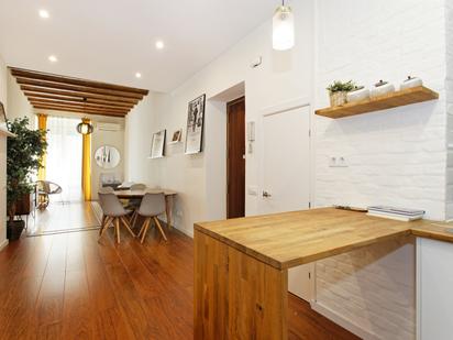 Dining room of Flat for sale in  Barcelona Capital  with Air Conditioner, Heating and Parquet flooring