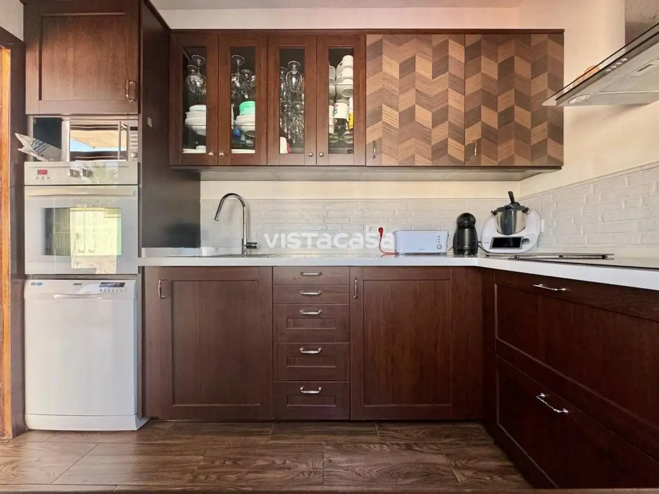Cocina de Casa o chalet en venta en Mairena del Alcor con Aire acondicionado, Calefacción y Jardín privado