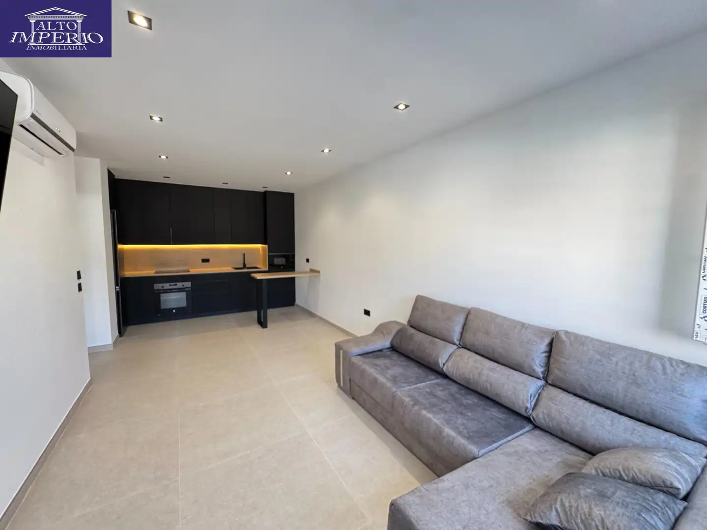 Wohnung zur Miete in Aljomahima - Ermita