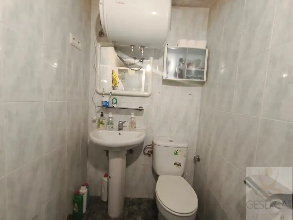 Baño de Local de alquiler en Sant Cugat del Vallès