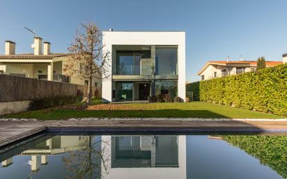 Vista exterior de Casa o xalet en venda en Gurb amb Aire condicionat, Calefacció i Jardí privat