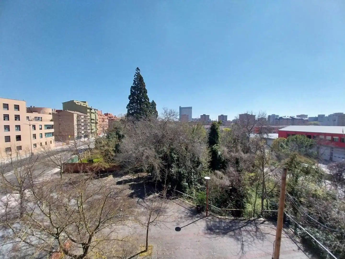 Vista exterior de Piso en venta en Valladolid con Calefacción, Parquet y Balcón