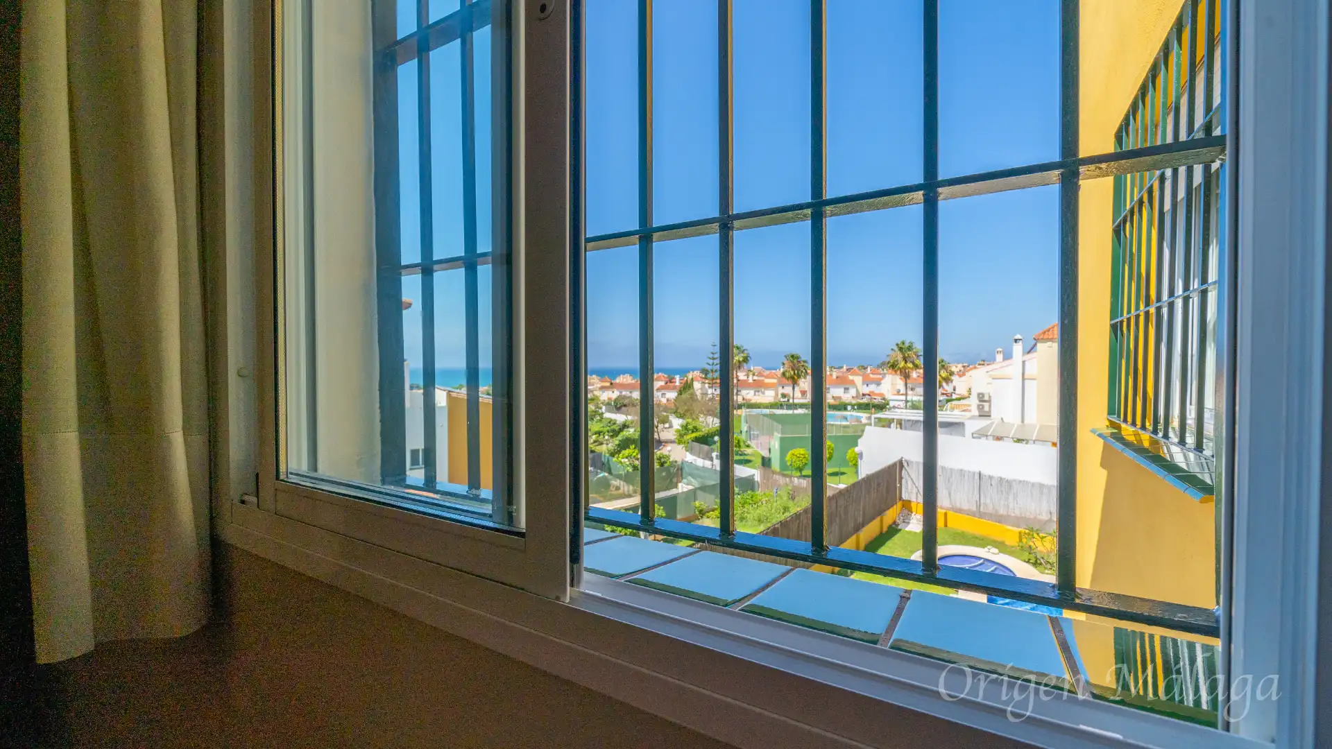 Vista exterior de Casa adosada en venta en Vélez-Málaga con Calefacción, Jardín privado y Terraza