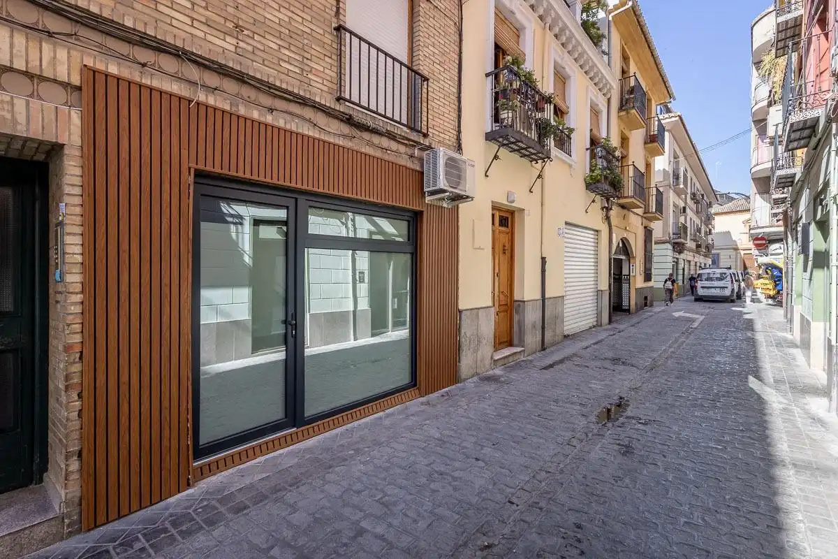 Außenansicht von Wohnung zur Miete in Granada mit Möbliert