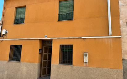 Vista exterior de Casa o xalet en venda en Cehegín amb Aire condicionat, Terrassa i Balcó