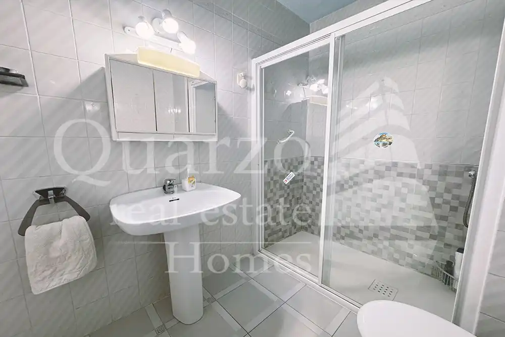 Baño de Apartamento en venta en Peñíscola / Peníscola con Aire acondicionado, Calefacción y Amueblado