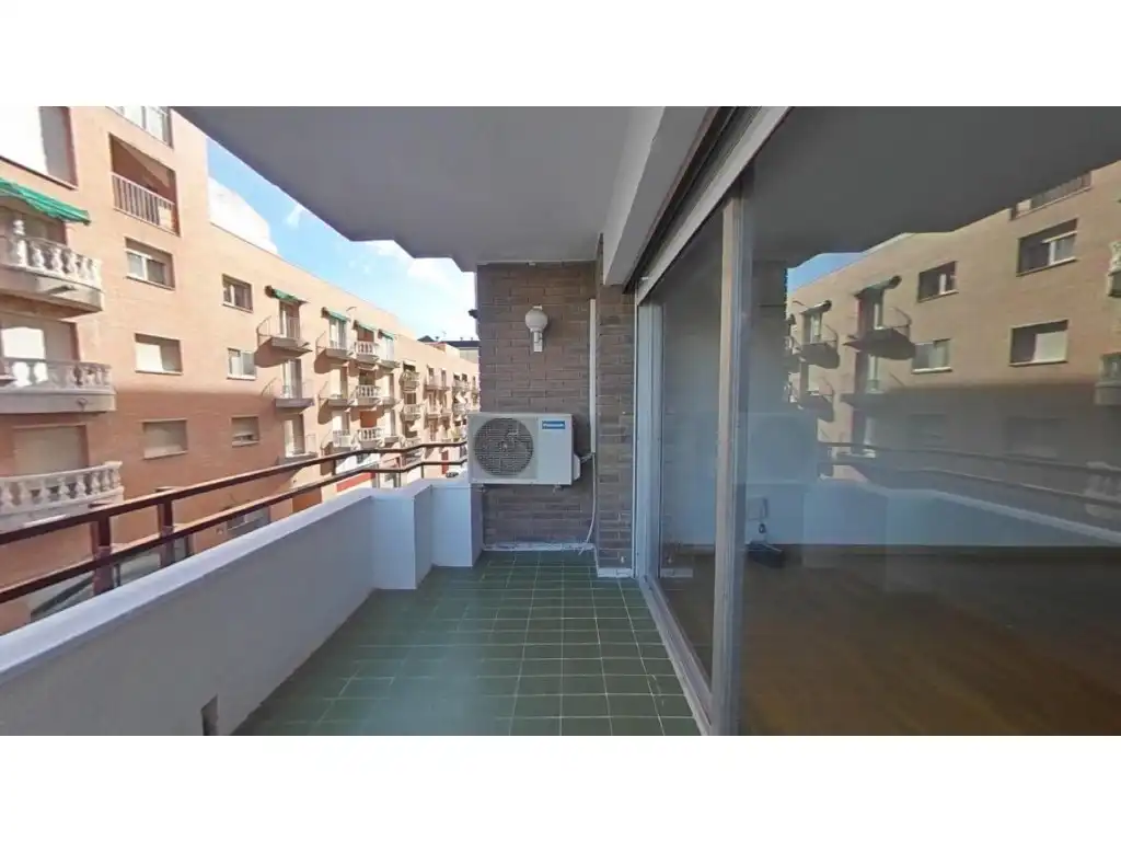Piso con ascensor en venta en Calle Angel Guimera, imagen 3