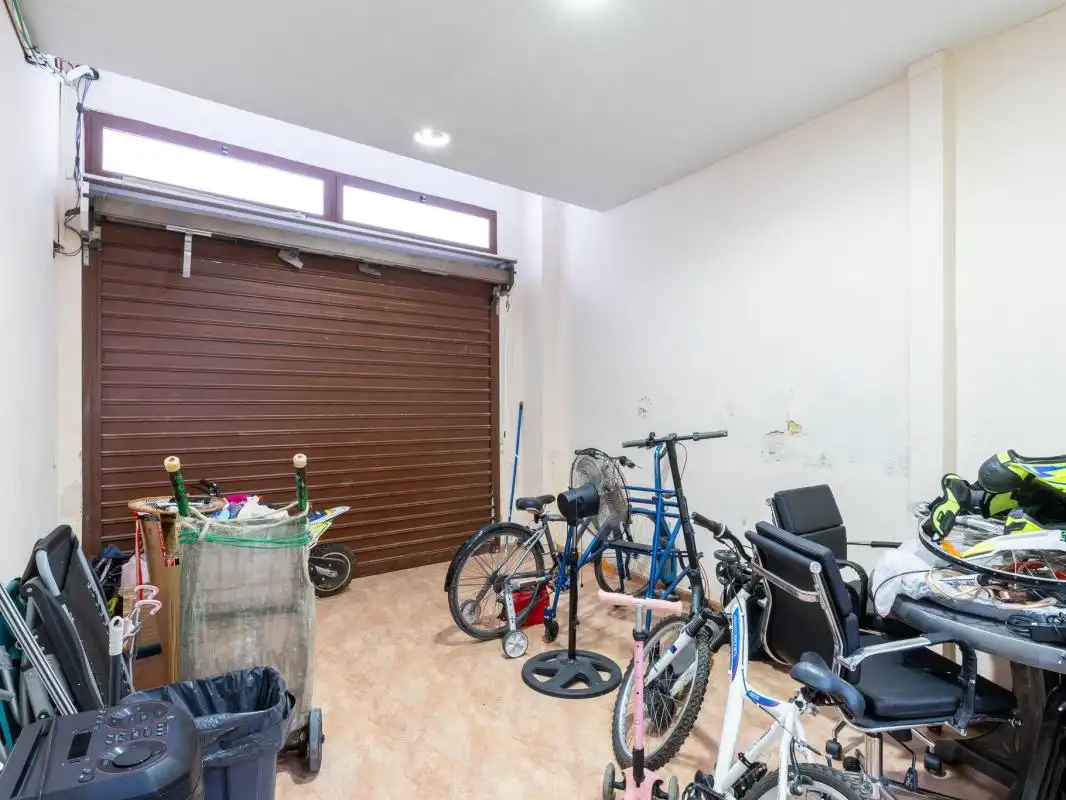 Einfamilien-Reihenhaus zum Verkauf in C. Málaga, Catarroja