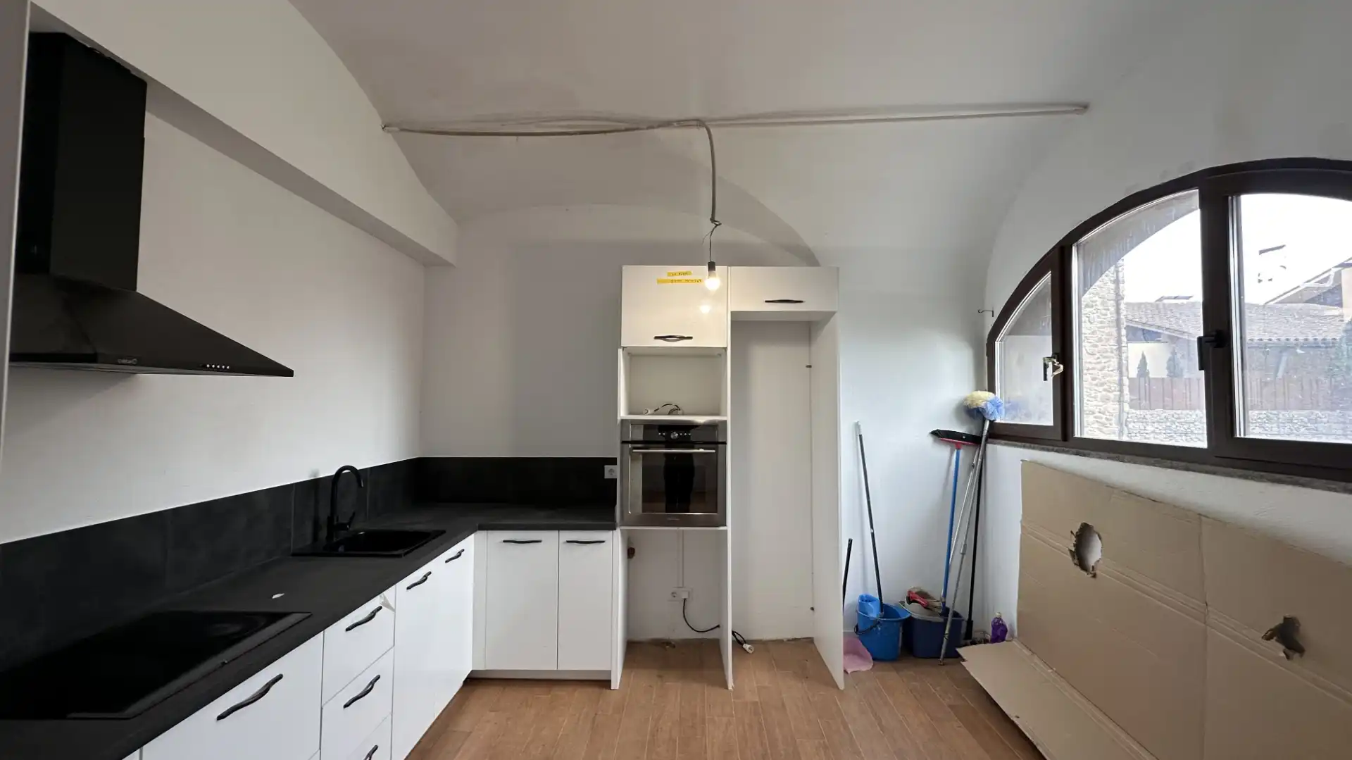 Kitchen of Houses for sale in La Vall de Bianya  with Heating, Private garden and Parquet flooring