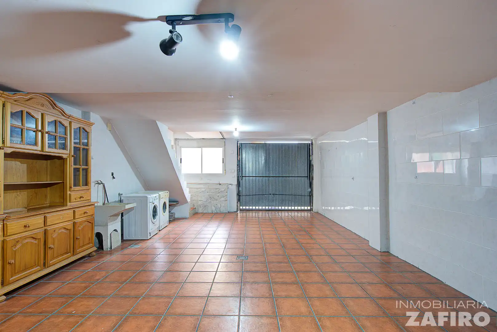Casa adosada en venta en Las Gabias con Trastero y Balcón