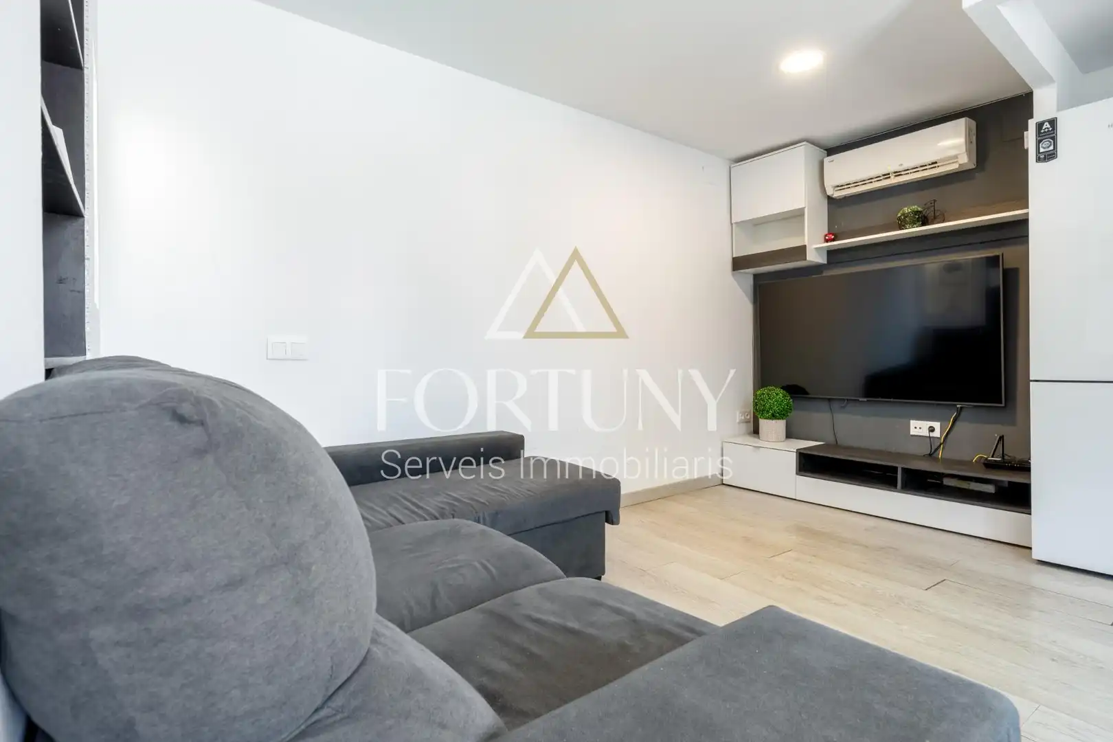 Sala de estar de Casa o chalet en venta en L'Albiol con Aire acondicionado, Jardín privado y Terraza