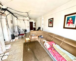 Sala d'estar de Pis en venda en Estepona amb Terrassa