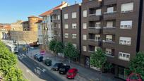 Exterior view of Flat for sale in León Capital   with Heating and Terrace