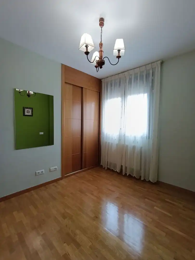Schlafzimmer von Wohnung zum Verkauf in Ciudad Real mit Klimaanlage, Heizung und Abstellraum