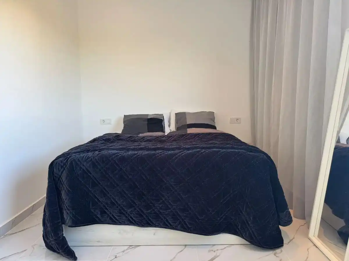 Habitación de Casa adosada en venta en Torrevieja con Aire acondicionado, Jardín privado y Amueblado