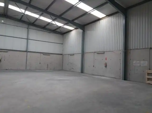 Nau industrial en venda a Villalonquéjar, imagen 11