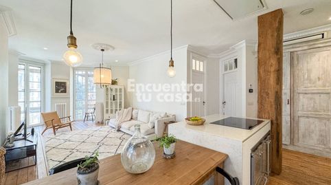 Foto 4 von Wohnung zum Verkauf in Calle Larramendi, Área Romántica, Donostia - San Sebastián