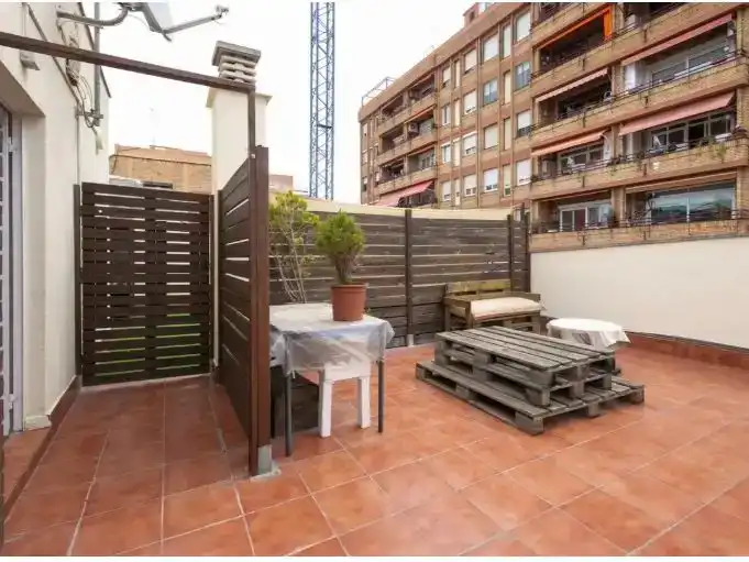 Terraza de Piso en venta en Badalona con Aire acondicionado