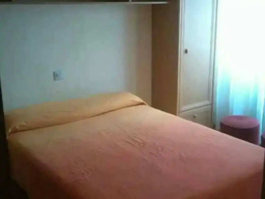 Habitación de Piso para compartir en Gijón  con Parquet, Amueblado y Balcón