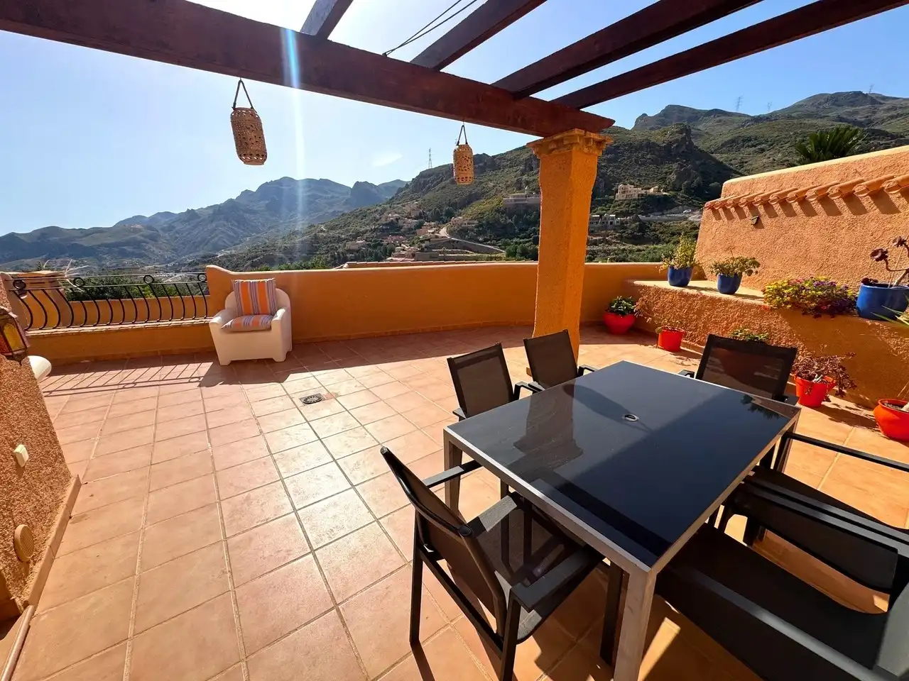 Terrassa de Casa o xalet en venda en Turre amb Aire condicionat, Terrassa i Piscina