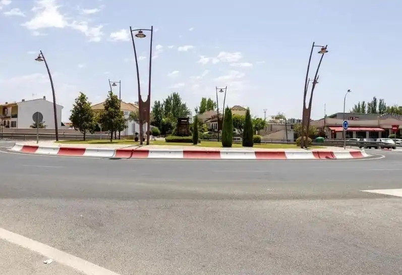Vista exterior de Residencial en venda en Pinos Puente