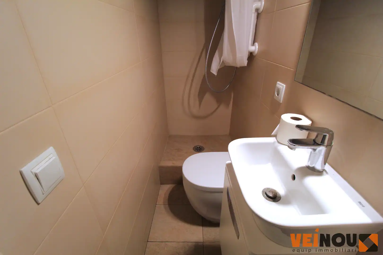 Baño de Piso en venta en Barcelona con Balcón