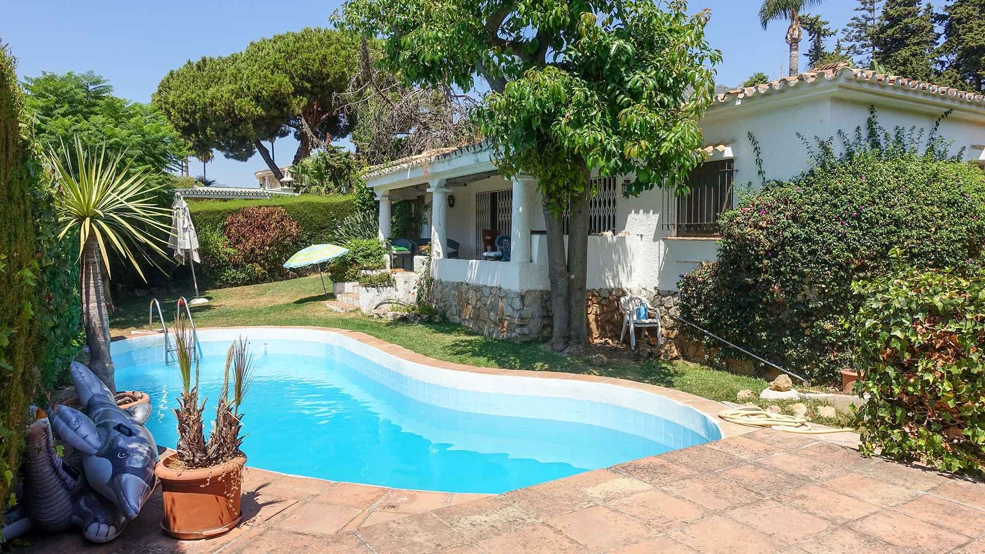 Jardí de Casa o xalet en venda en Marbella amb Jardí privat, Terrassa i Piscina