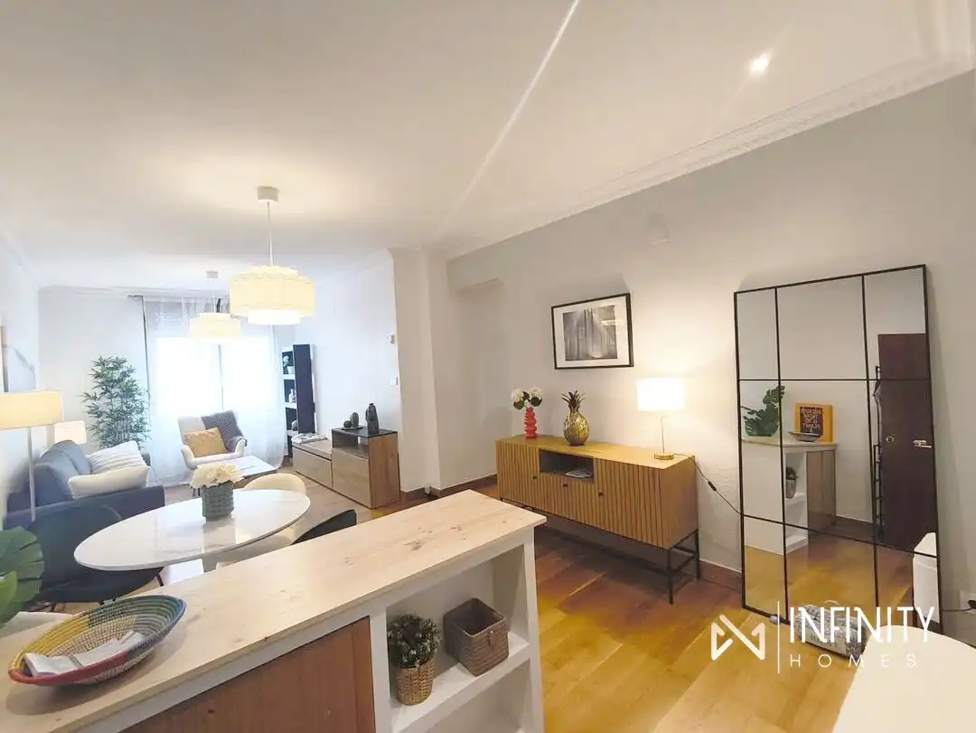 Sala de estar de Piso de alquiler en Bilbao  con Calefacción