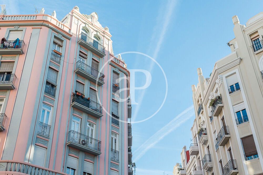Vista exterior de Pis en venda en  Valencia Capital amb Aire condicionat, Calefacció i Traster