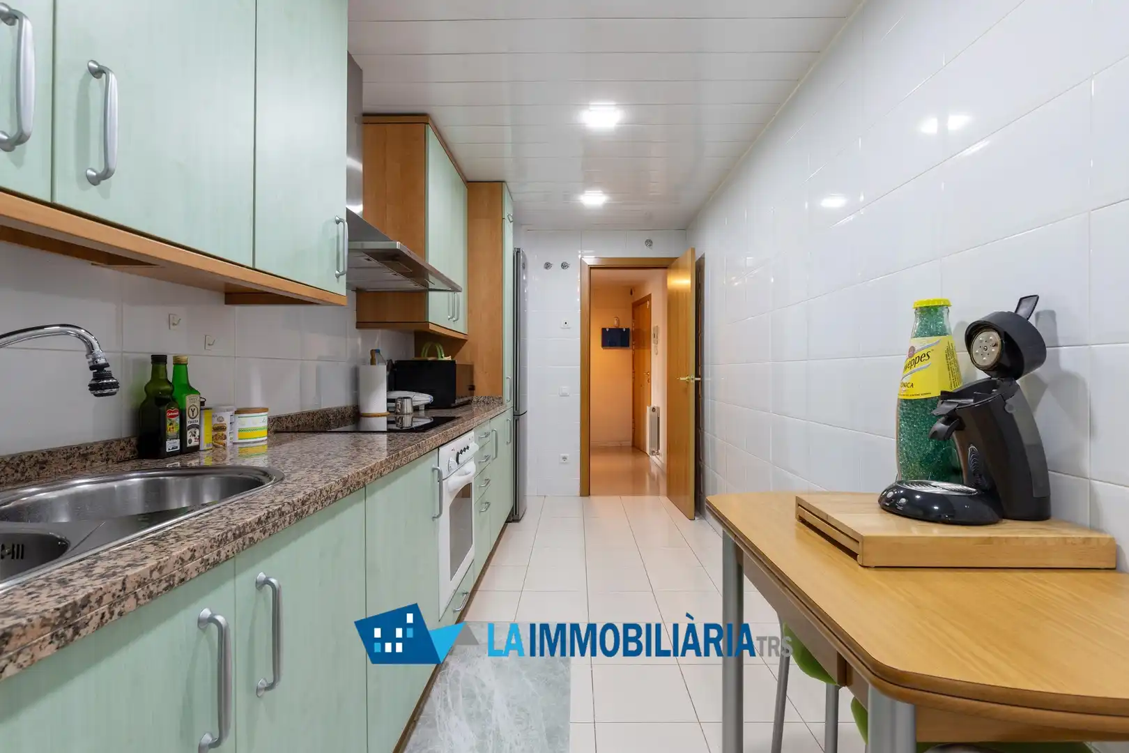 Küche von Wohnung zum Verkauf in Terrassa