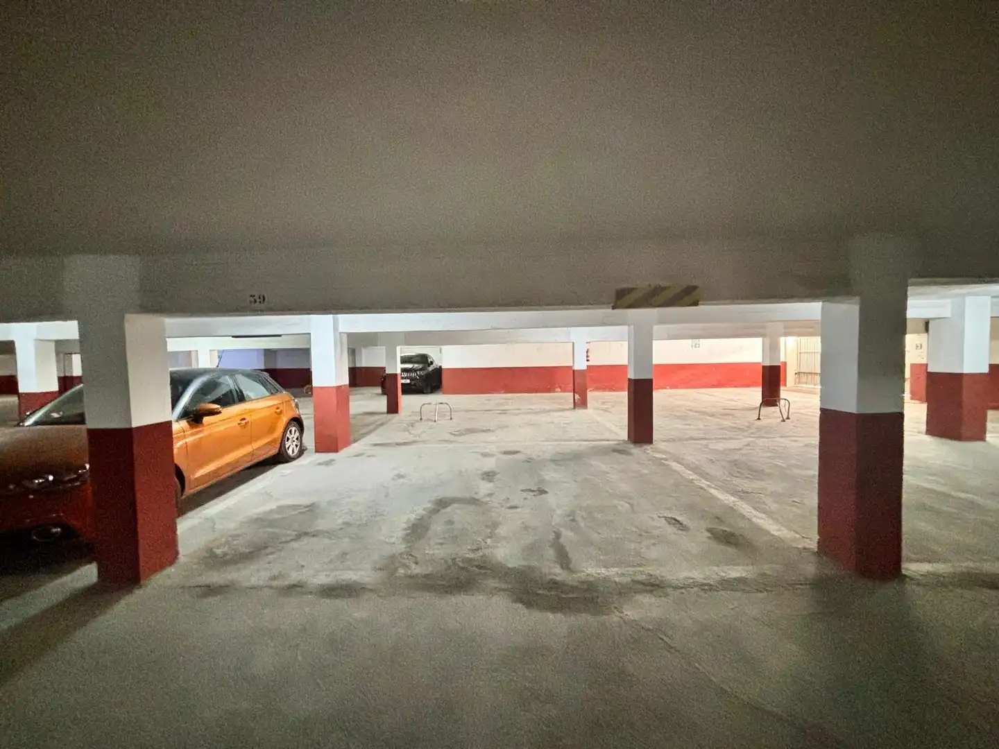 Aparcament de Apartament en venda en Gandia amb Aire condicionat, Jardí privat i Terrassa