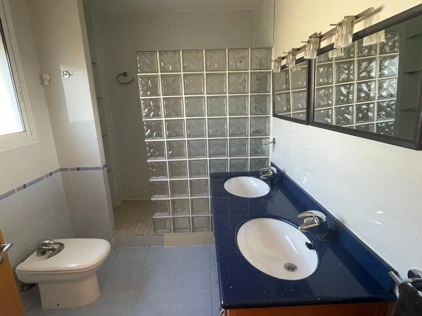 Bathroom of Houses for sale in Castellón de la Plana / Castelló de la Plana  with Private garden, Terrace and Storage room