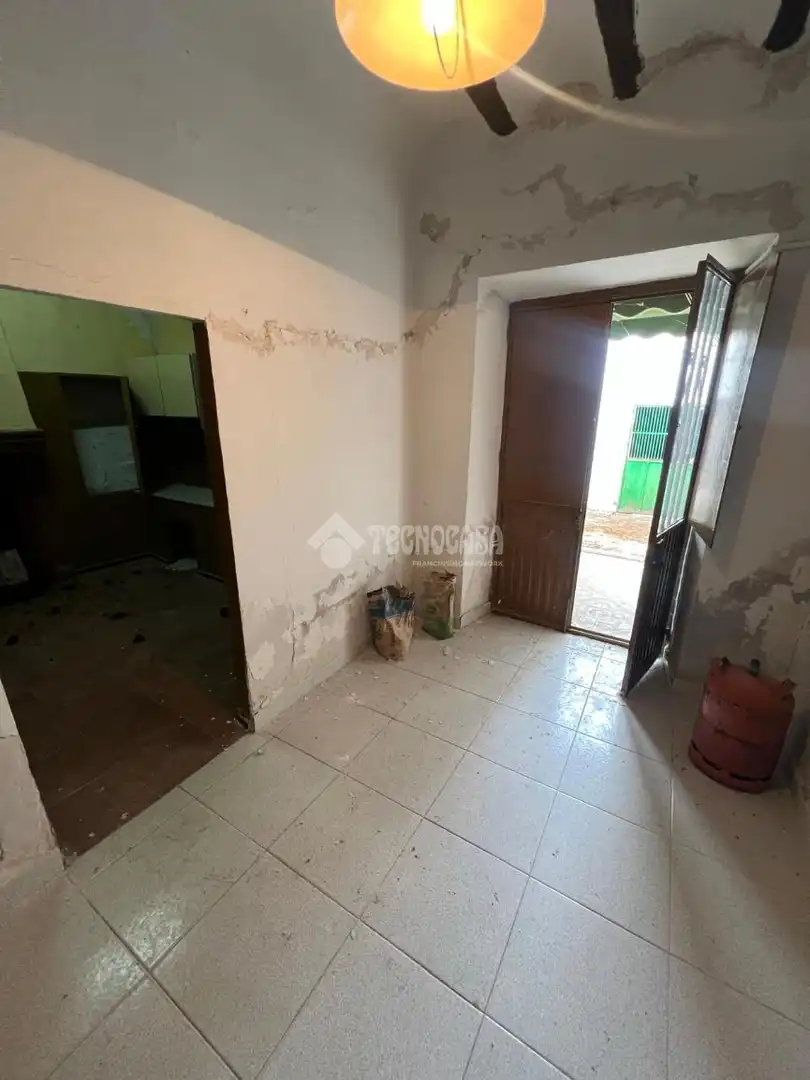 Casa adosada en venta en Lupión, Jaén