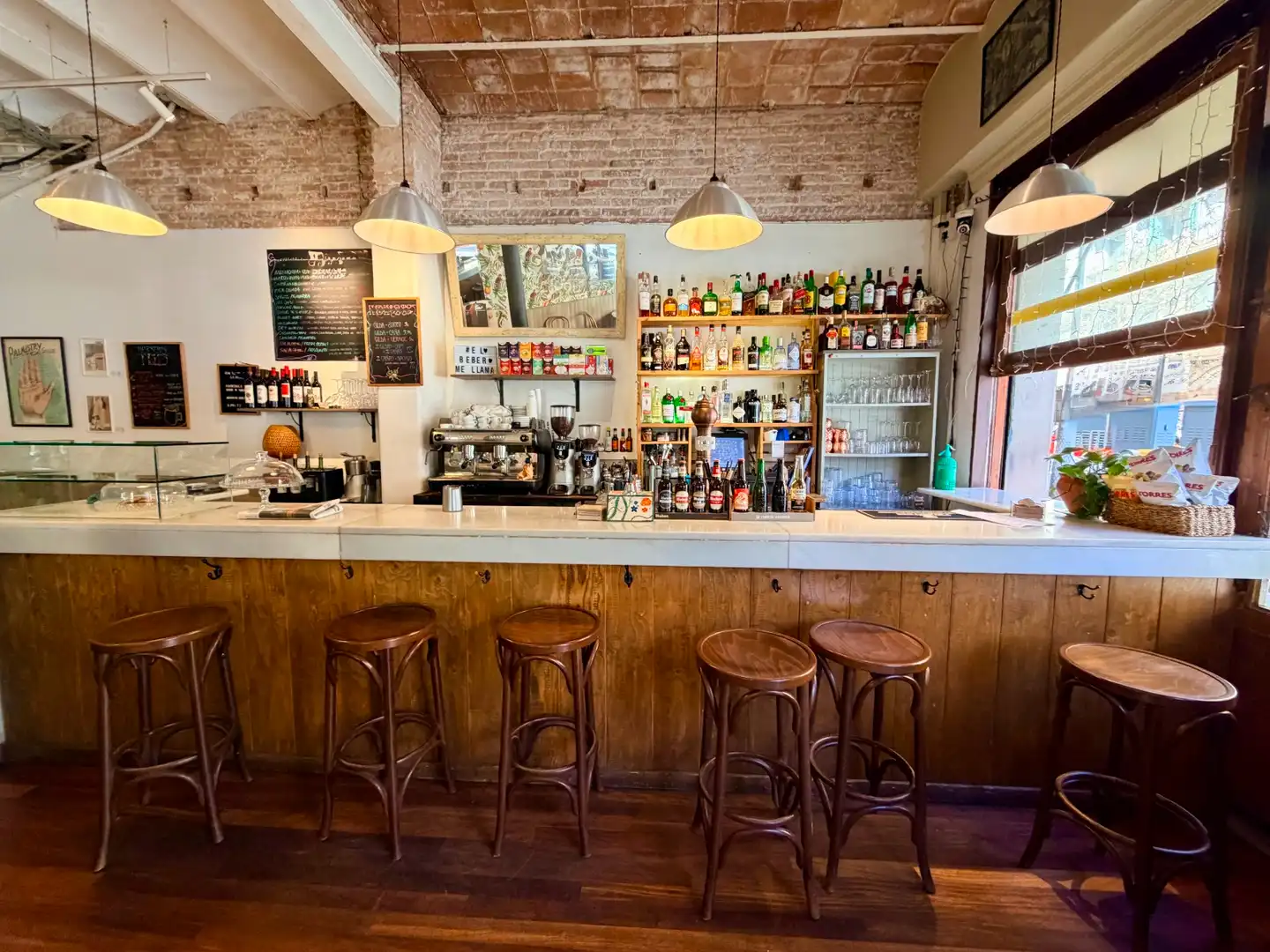 Business premises for transfer in Eixample, imagen 8