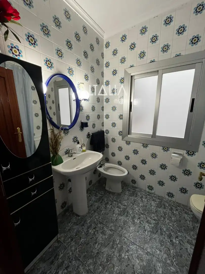 Baño de Piso en venta en Carboneras de Guadazaón con Terraza y Trastero