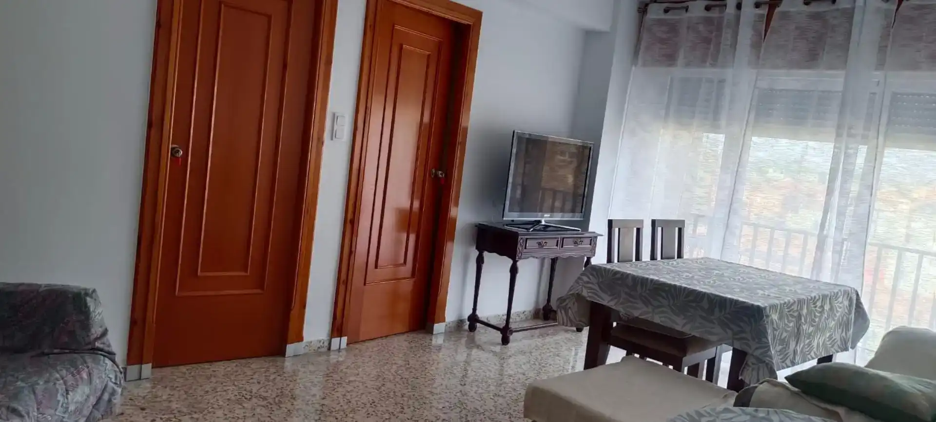 Living room of Flat for share in Granada  with Furnished, Oven and Washing machine