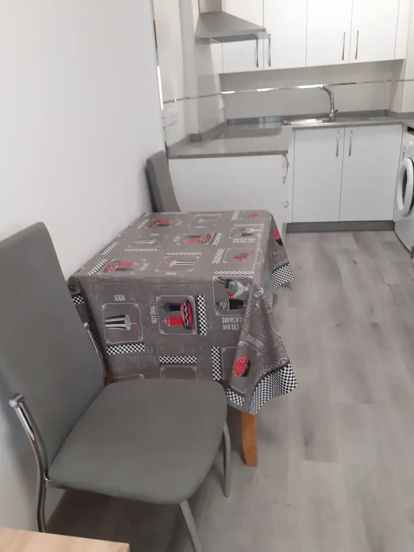Appartement avec ascenseur à louer à Rúa do Doutor Teixeiro, imagen 4
