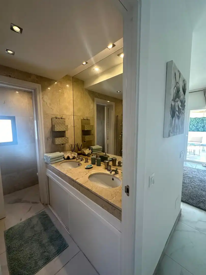 Apartment with pool to rent in Nueva Andalucía, imagen 29