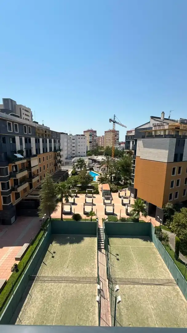 Vista exterior de Pis en venda en Sevilla amb Aire condicionat, Calefacció i Traster