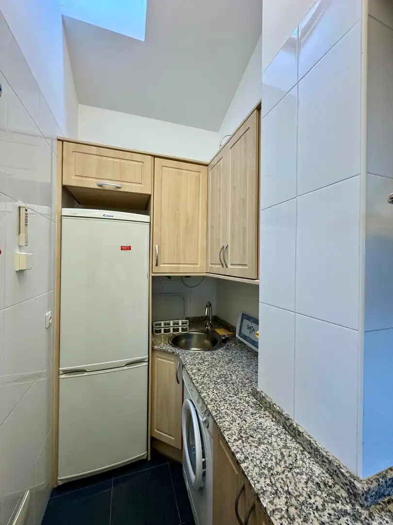 Wohnung zur Miete in Gijón - CL ELADIO CARREÑO, Barrio del Centro