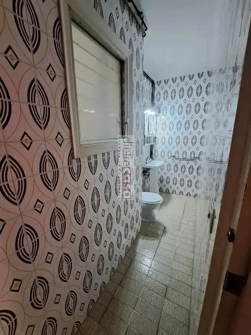 Bany de Pis en venda en Tordera amb Balcó
