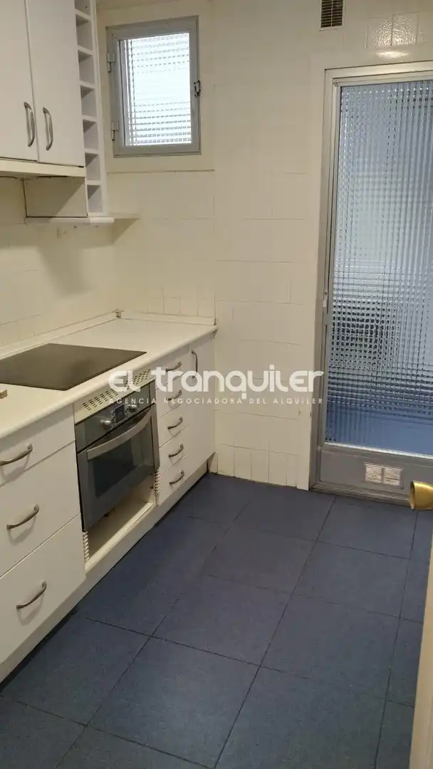 Kitchen of Flat for sale in Madrid  with Parquet flooring and Terrace