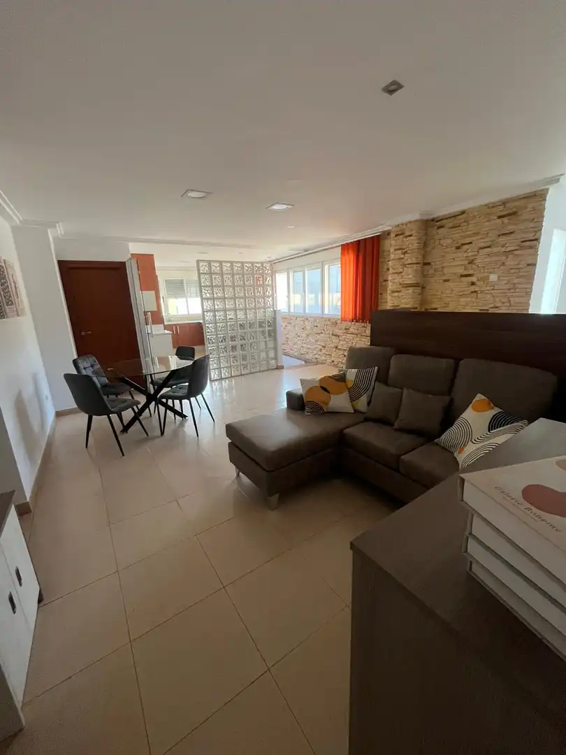 Sala de estar de Dúplex de alquiler en L'Alqueria d'Asnar