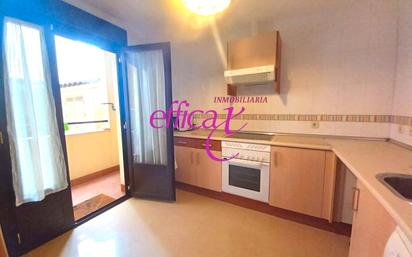 Kitchen of Flat for sale in Torrijos  with Heating and Storage room