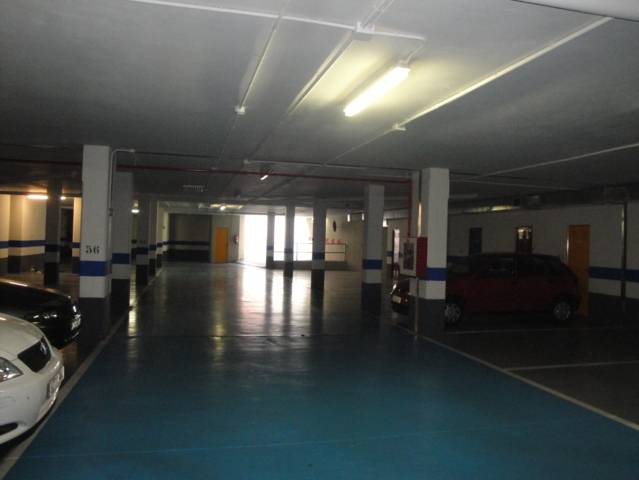 Garaje en Alquiler en Calle de Calixto Ariño, 6 en Barrio Jesús