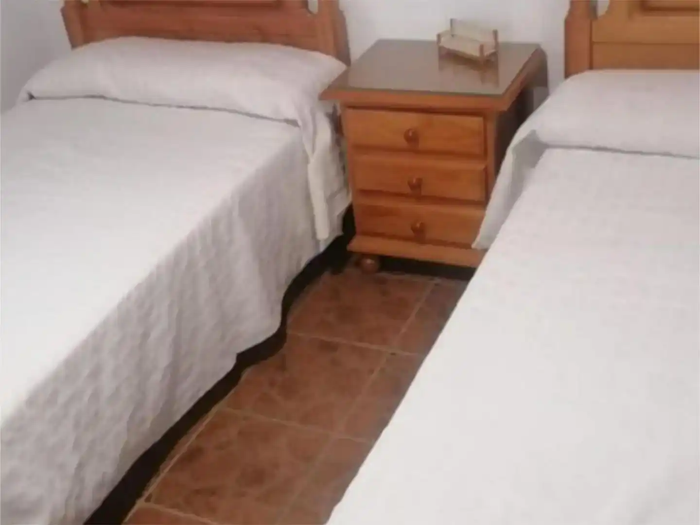 Dormitori de Finca rústica en venda en Vilches amb Jardí privat, Piscina i Moblat