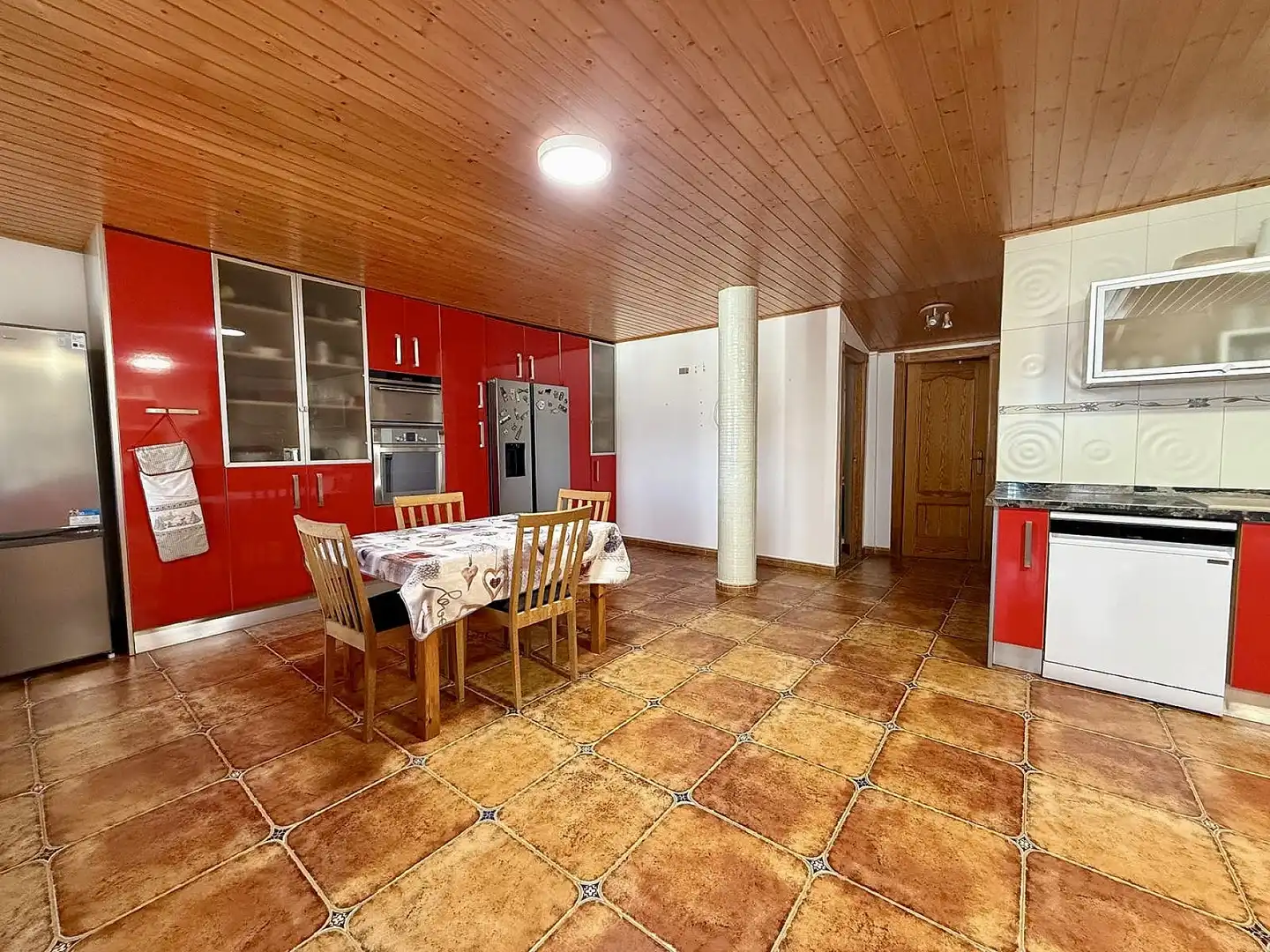 Cuina de Finca rústica en venda en Villena amb Terrassa
