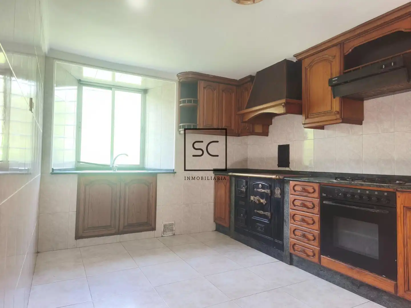 Cocina de Casa o chalet en venta en Cedeira con Balcón