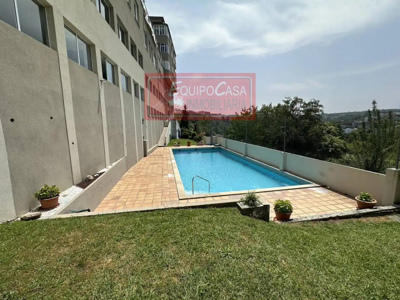 Apartamento en venta en Recatelo - O Carme
